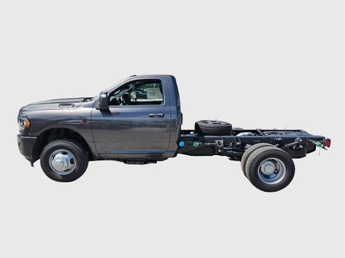New 2024 RAM 3500 Tradesman w/ Safety Group image 8