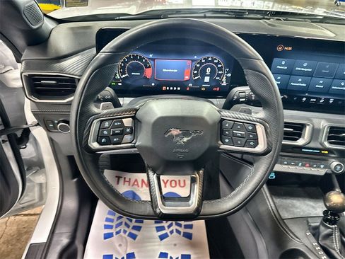 Used 2025 Ford Mustang GT Premium w/ GT Performance Package image 17