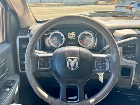 Used 2018 RAM 5500 Tradesman w/ Power & Remote Entry Group image 9