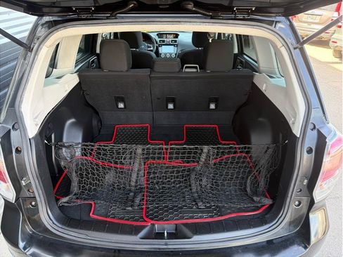 Used 2018 Subaru Forester 2.5i Premium w/ All-Weather Package AWD/4WD image 22