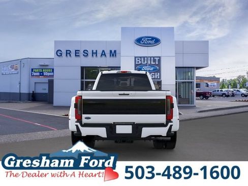New 2026 Ford F450 Platinum w/ FX4 Off-Road Package AWD/4WD image 5