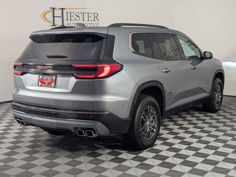 Used 2025 GMC Acadia Elevation image 7