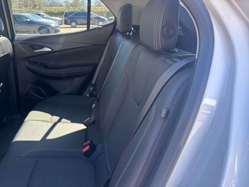 Used 2025 Buick Encore GX Preferred image 38