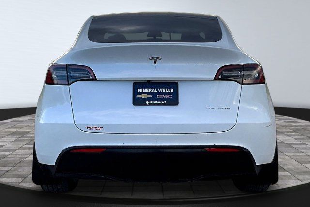 Used 2023 Tesla Model Y Long Range AWD/4WD image 5