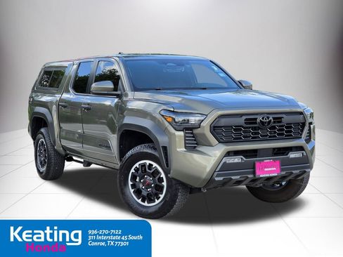Used 2024 Toyota Tacoma TRD Off-Road AWD/4WD image 3