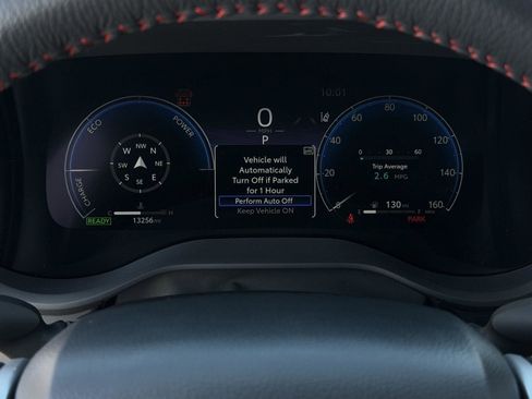 Used 2025 Toyota Sienna XSE w/ XSE Plus Package image 11