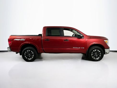 Used 2019 Nissan Titan PRO-4X image 4