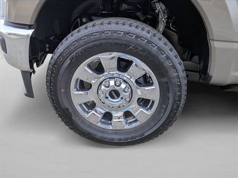 New 2026 Ford F350 King Ranch w/ Chrome Package AWD/4WD image 10