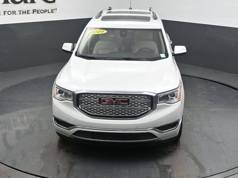 Used 2019 GMC Acadia Denali w/ Technology Package FWD image 59