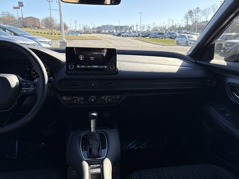 Certified 2024 Honda HR-V Sport image 29