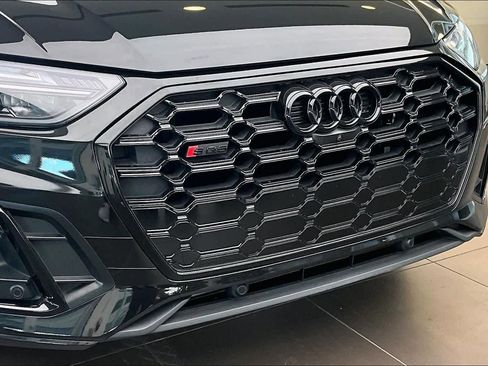 Used 2023 Audi SQ5 Premium Plus w/ Premium Plus Package image 33