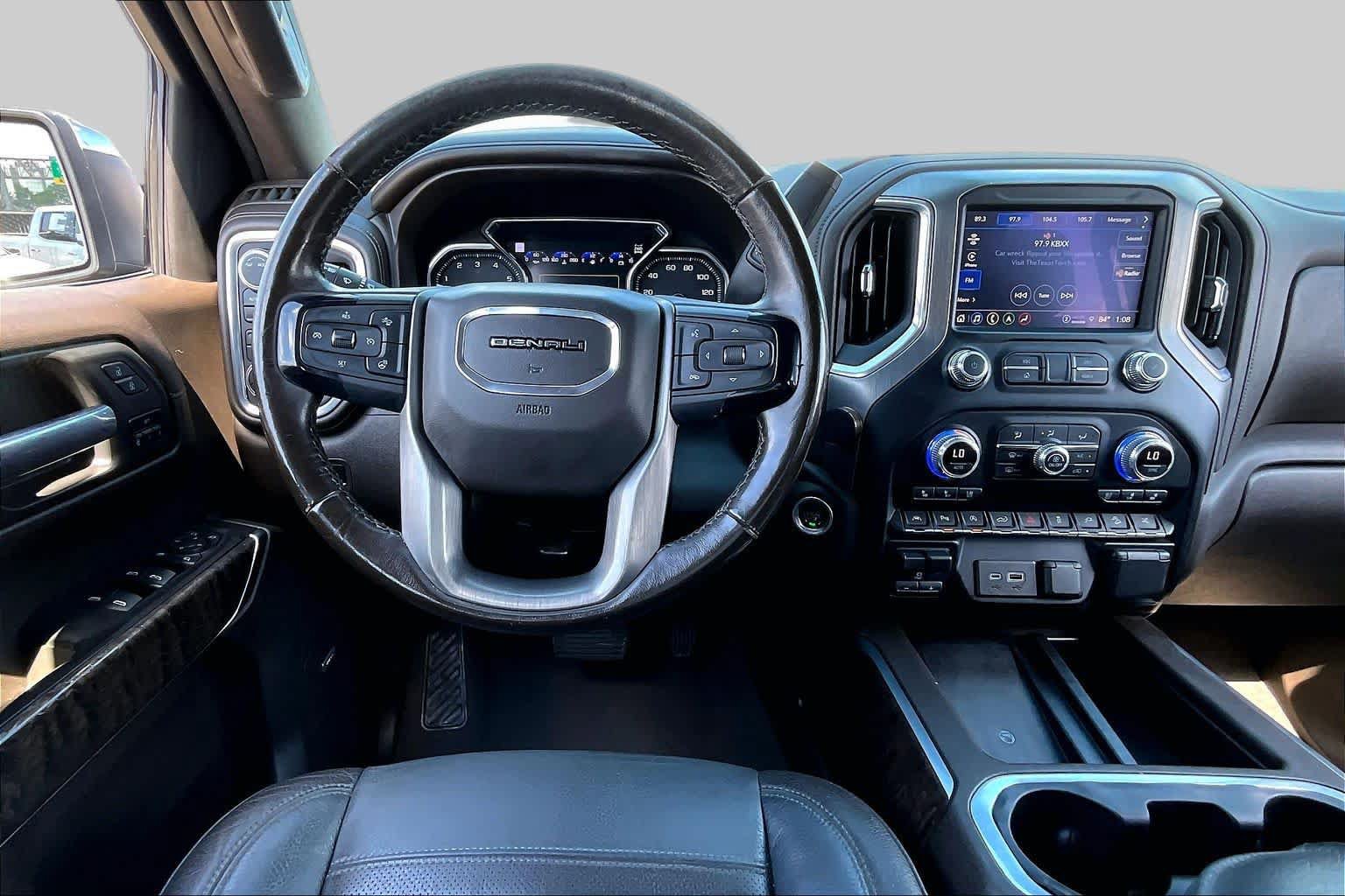 Used 2021 GMC Sierra 1500 Denali w/ Denali Ultimate Package AWD/4WD image 6