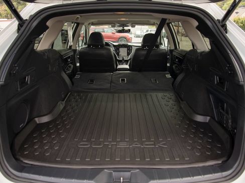 Used 2022 Subaru Outback Limited AWD/4WD image 22