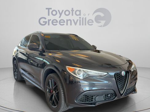 Used 2019 Alfa Romeo Stelvio Ti w/ Nero Edizione AWD/4WD image 8