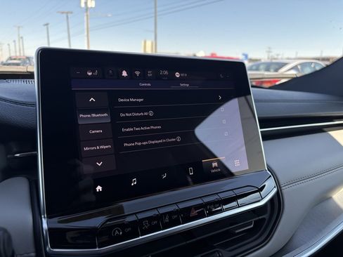 Used 2024 Jeep Compass Limited image 16