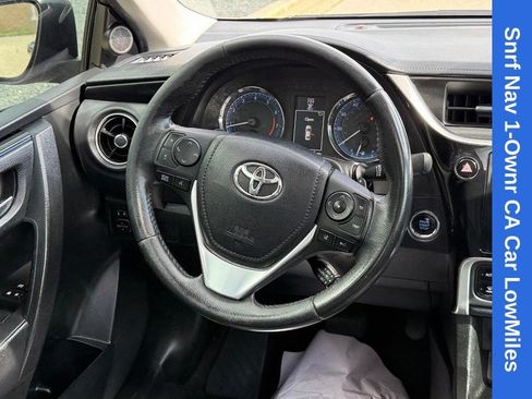 Used 2019 Toyota Corolla SE w/ SE Premium Package FWD image 14