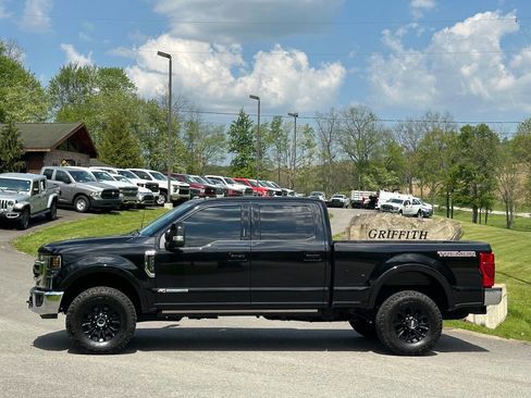 Used 2022 Ford F250 Lariat w/ Tremor Off-Road Package AWD/4WD image 4
