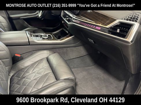 Used 2024 BMW X5 xDrive40i w/ Premium Package image 53