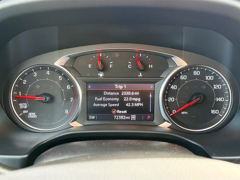 Used 2023 GMC Acadia SLT AWD/4WD image 18
