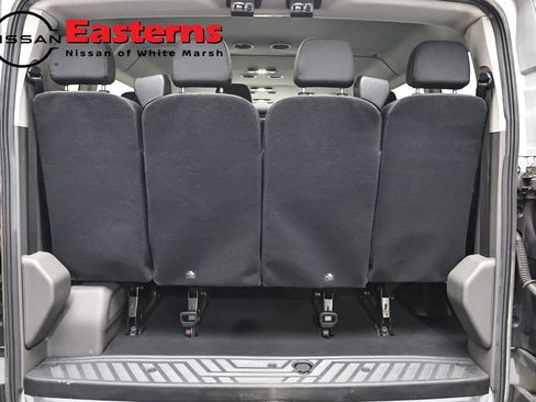 Used 2022 Ford Transit 350 XLT RWD image 9