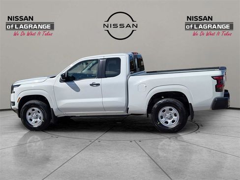 New 2026 Nissan Frontier S image 8
