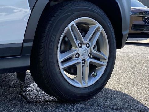 Used 2021 Hyundai Kona SE image 11