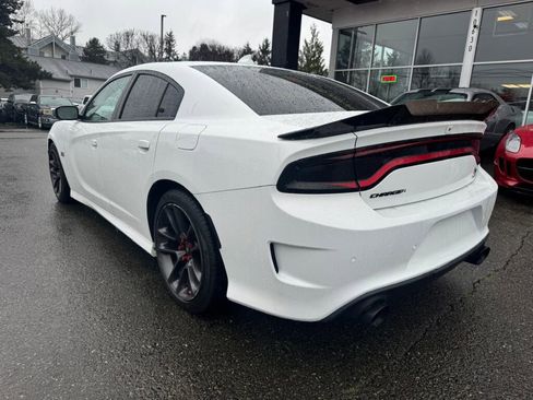 Used 2020 Dodge Charger Scat Pack w/ Navigation & Travel Group image 3