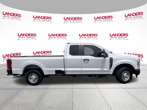 Used 2024 Ford F250 XL w/ Camper Package RWD image 2