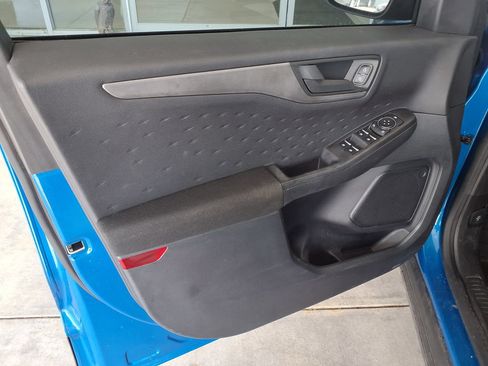 Used 2020 Ford Escape S FWD image 17