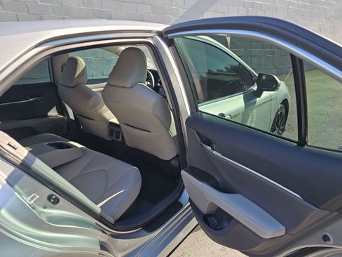 Used 2023 Toyota Camry XLE w/ Navigation Package FWD image 14