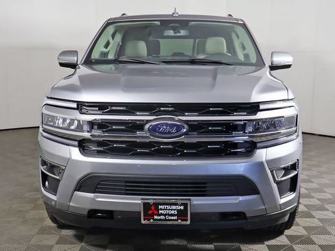 Used 2022 Ford Expedition Limited AWD/4WD image 16