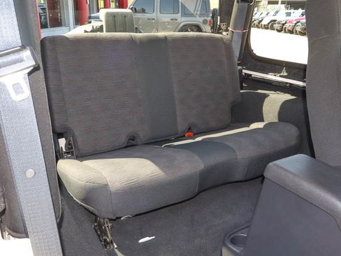 Used 2005 Jeep Wrangler X AWD/4WD image 23