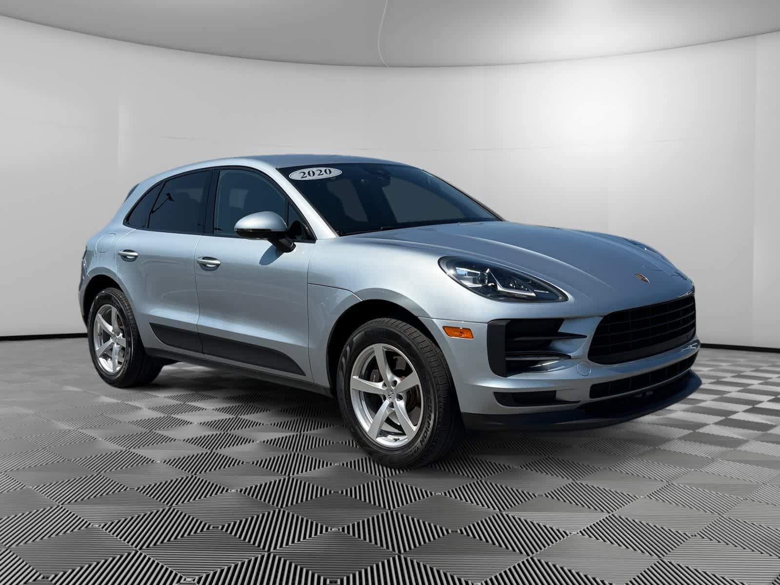 Used 2020 Porsche Macan AWD/4WD image 7