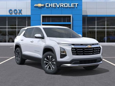 New 2026 Chevrolet Equinox LT image 7