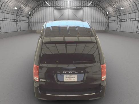 Used 2018 Dodge Grand Caravan SE w/ UConnect Hands-Free Group FWD image 21