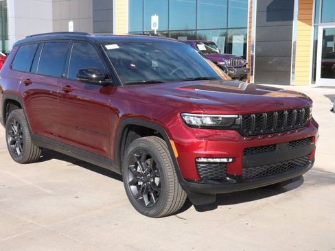 New 2025 Jeep Grand Cherokee L Limited AWD/4WD image 1
