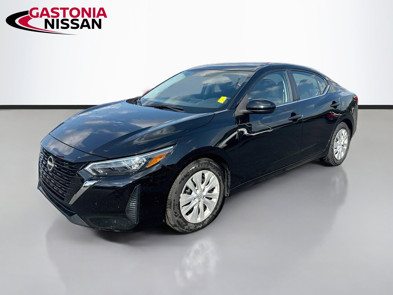 Used 2025 Nissan Sentra S FWD image 3