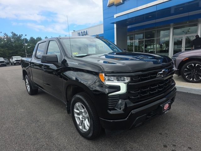Used 2026 Chevrolet Silverado 1500 RST AWD/4WD image 1