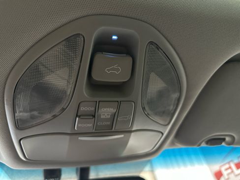 Used 2016 Hyundai Santa Fe Limited w/ Option Group 04 image 65