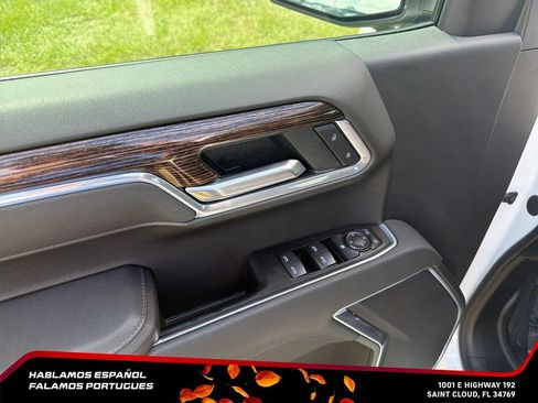 Used 2026 GMC Sierra 1500 Elevation w/ Elevation Select Package RWD image 13