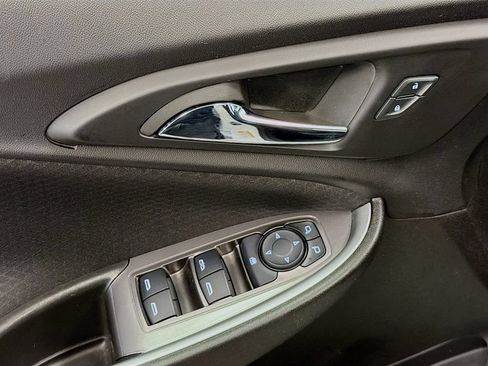 Used 2023 Chevrolet Malibu LT FWD image 20
