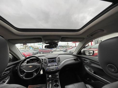 Used 2016 Chevrolet Impala LT w/ Leather Package FWD image 11
