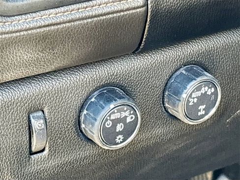 Used 2022 GMC Canyon AT4 image 10