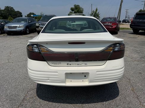 Used 2003 Pontiac Bonneville SE FWD image 6