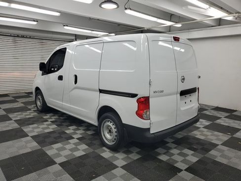 Used 2021 Nissan NV200 S image 4