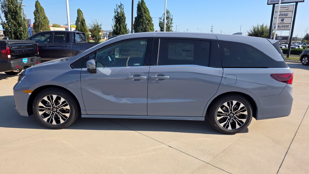 New 2027 Honda Odyssey Elite image 2