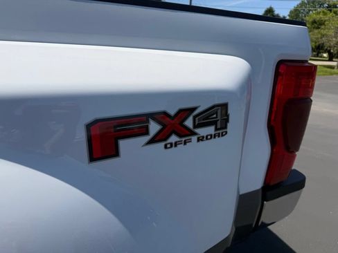Certified 2022 Ford F450 Lariat w/ Lariat Ultimate Package AWD/4WD image 20