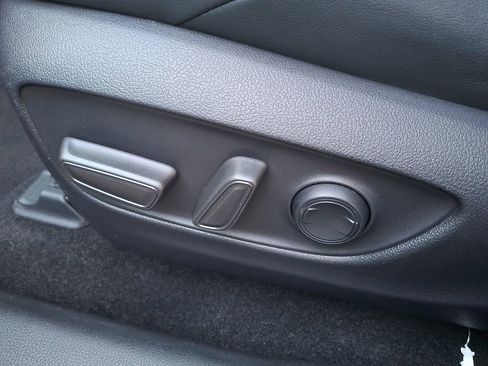 Used 2020 Toyota RAV4 XSE image 10