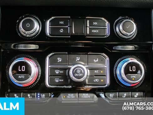 Used 2024 GMC Yukon Denali image 39