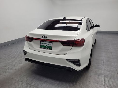 Used 2020 Kia Forte LXS FWD image 7
